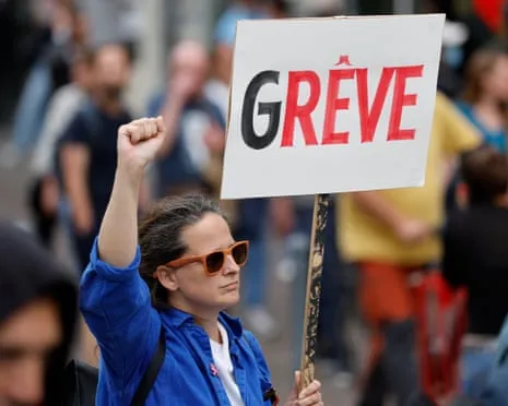 France Preparing for Significant Protest Action Amid Deepening Political Crisis